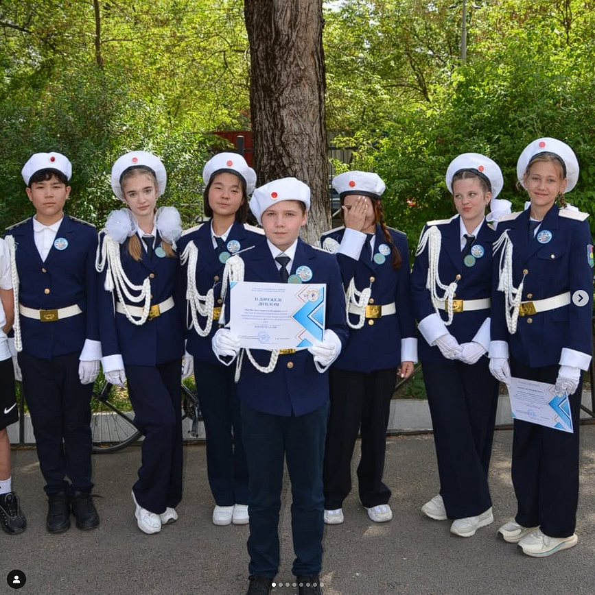 Бүгін 7 Г сынып оқушыларынан құралған "Бағдаршам" жасағы аудандық жол қозғалысы инспекторларының слет-конкурсына қатысты.