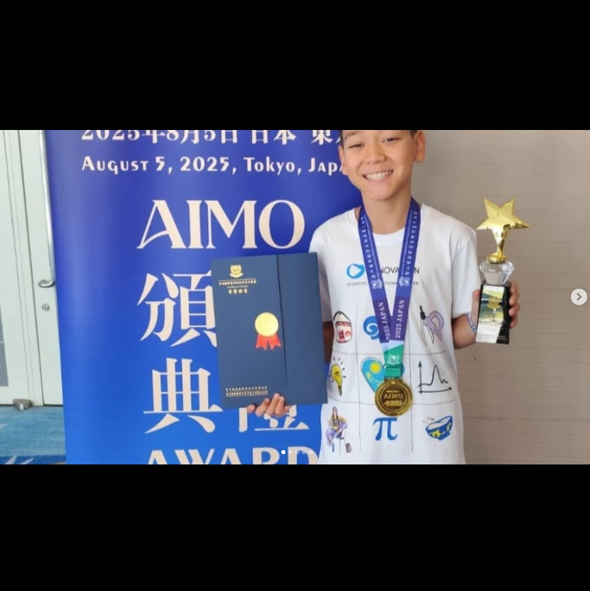 4-сынып оқушысы Дәурен Нұрпейісовті алтын медаль, "international Star" кубогының иегері атанғаны үшін құттықтаймыз.