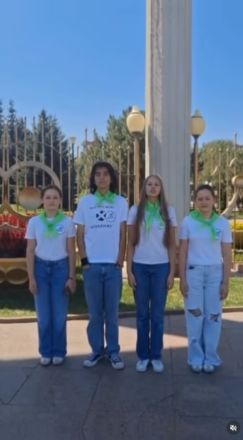 Бүгін біздің оқушылар аудандық "Таза Қазақстан" акциясына қатысты.